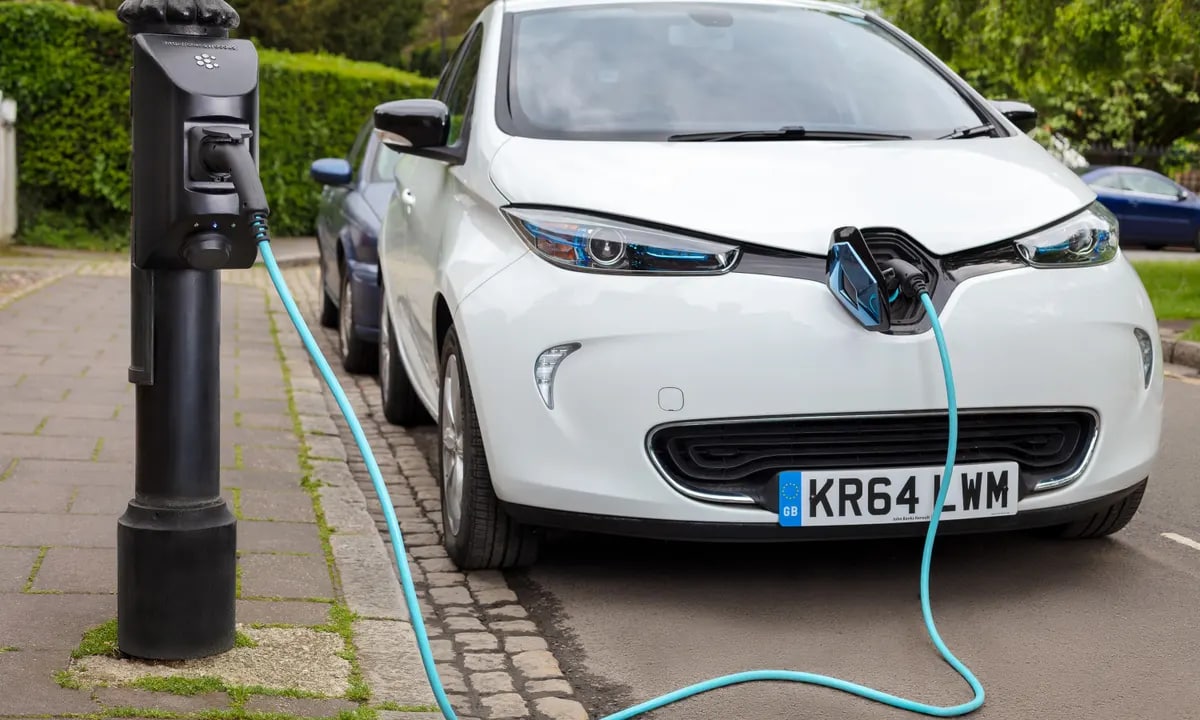 2022-yilning elektr avtomobil bozori yetakchilari kimlar?