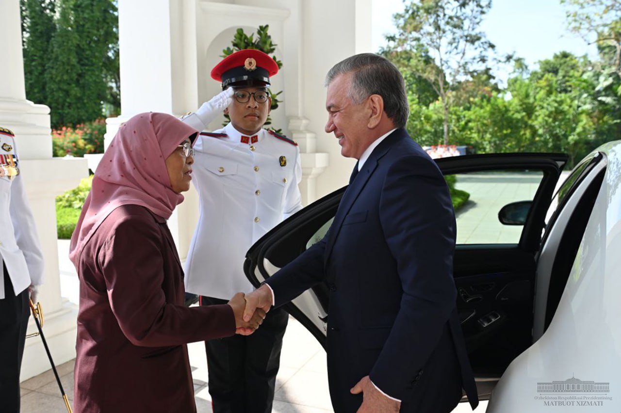 Shavkat Mirziyoyev Singapur rahbarlari bilan uchrashdi