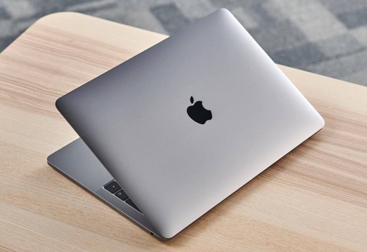 Apple has received a patent for the production of glass MacBooks