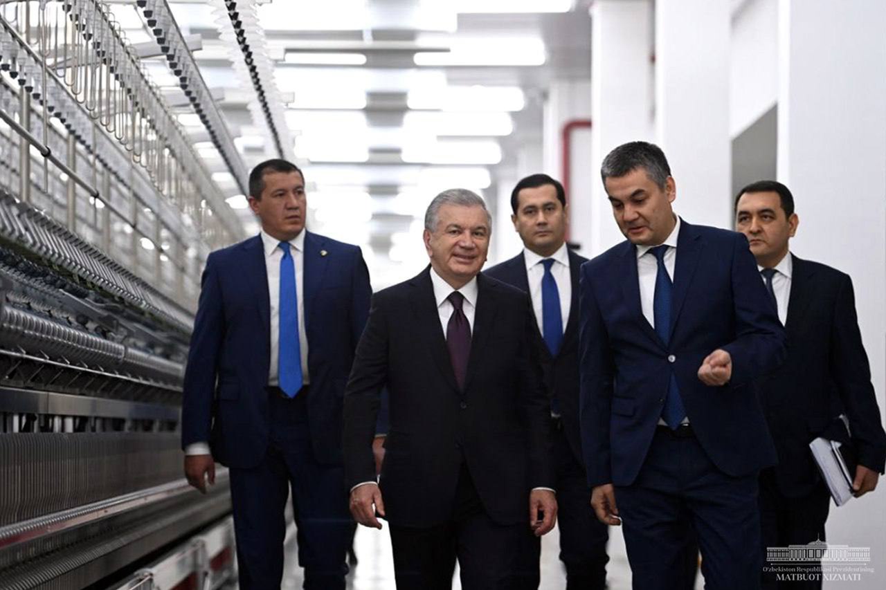 Мирзиёев начал рабочую поездку по Ферганской области