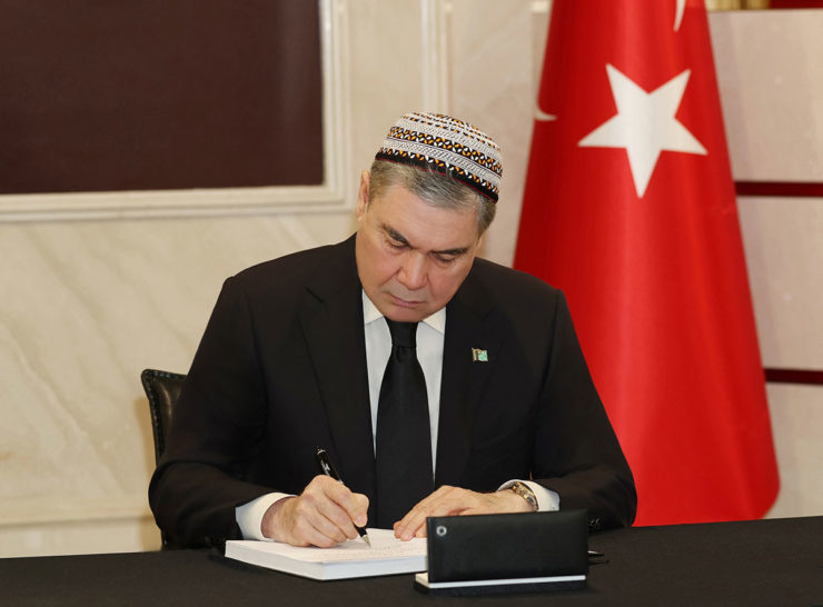 Gurbanguly Berdimuhamedov paid a visit to the Embassy of Turkey in Ashgabat