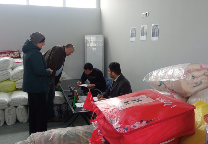 Turkish Visa Center in Turkmenistan collects humanitarian aid for earthquake victims
