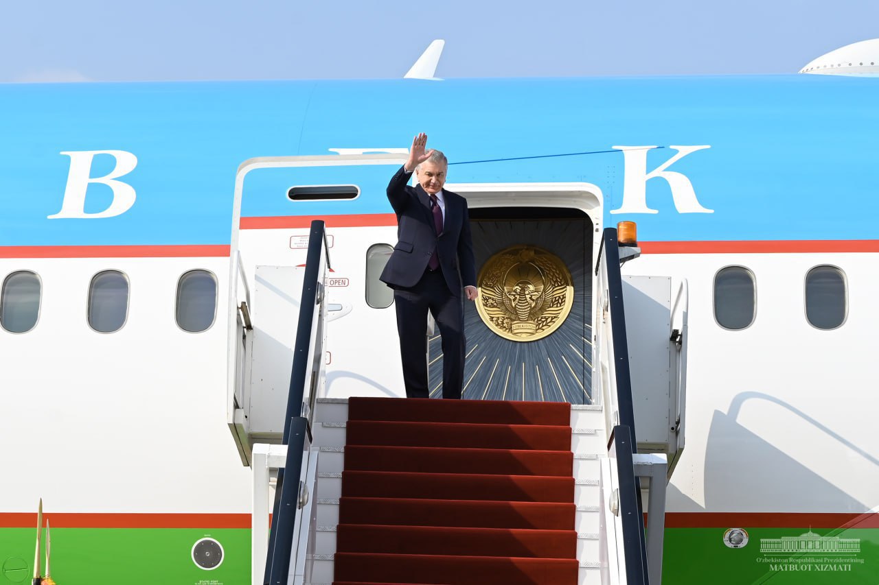 The visit of the President of Uzbekistan to Egypt ends