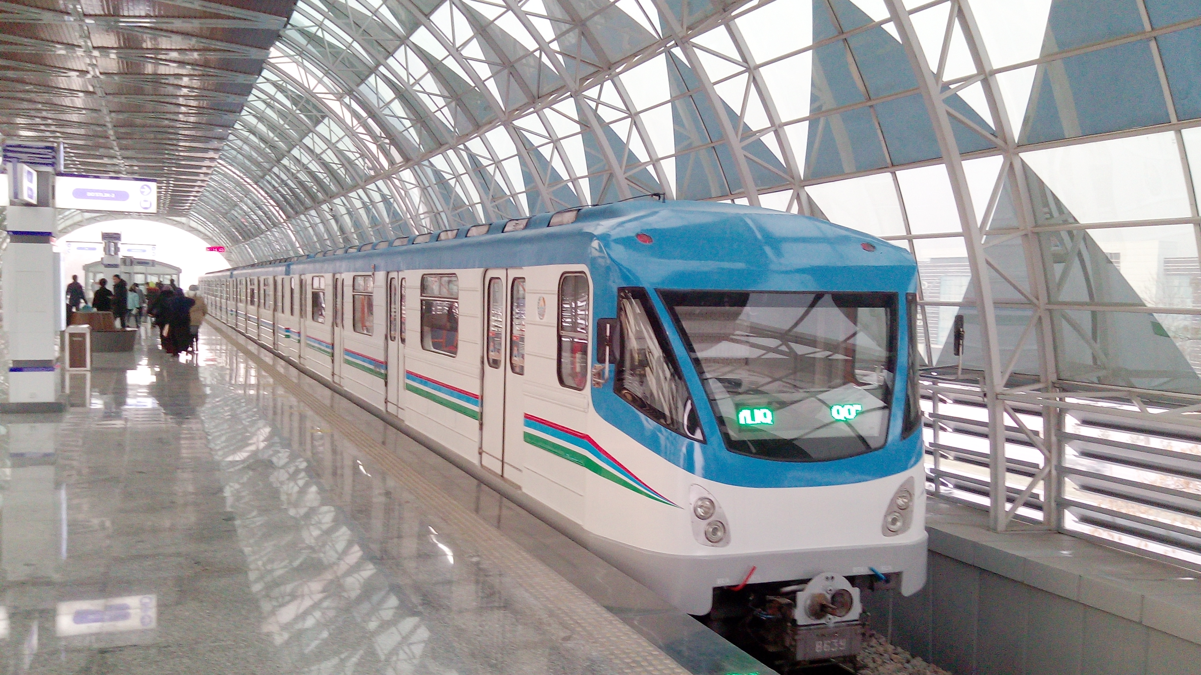 Toshkent metrosida pensionerlarga bepul xizmat ko‘rsatiladi