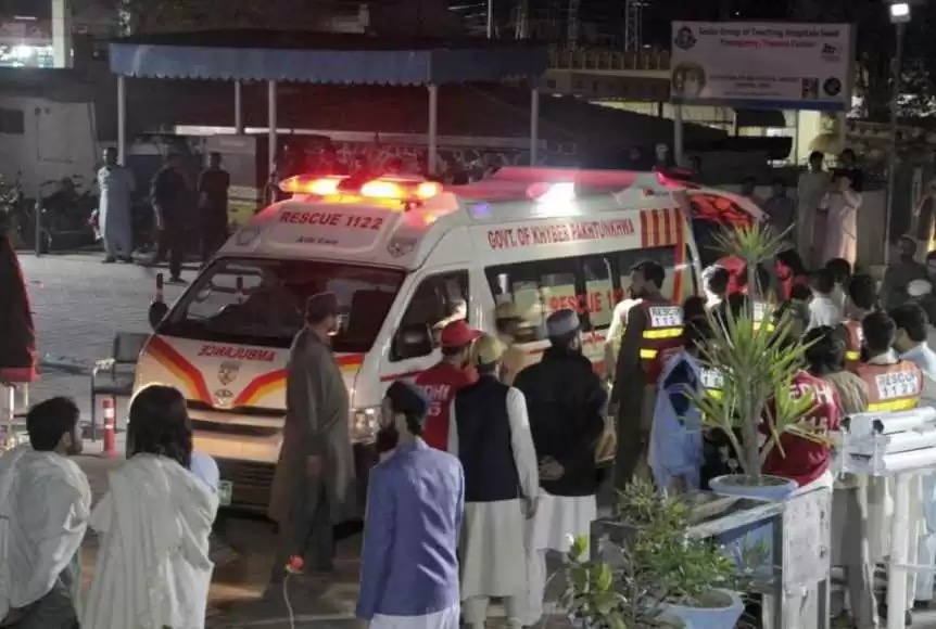 At least 13 dead after earthquake jolts Afghanistan, Pakistan