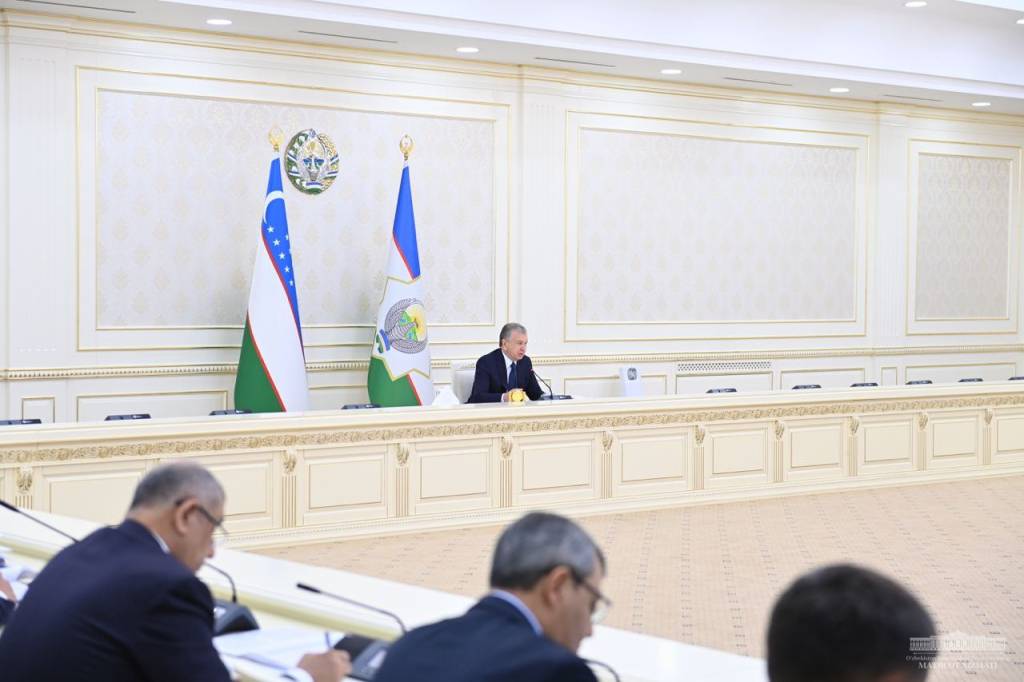 A videocell meeting was started under the presidency of the president