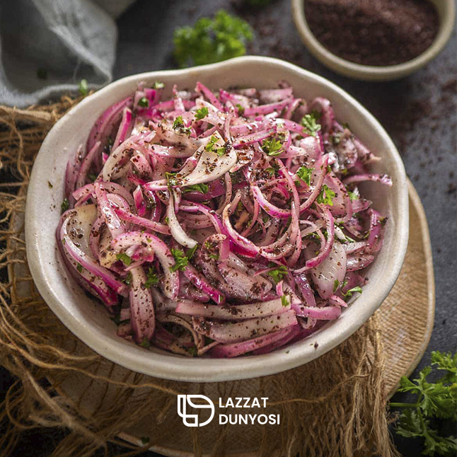 Салат из красного лука