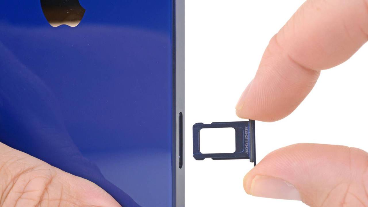iPhone 15 will be produced without SIM slots for the European market