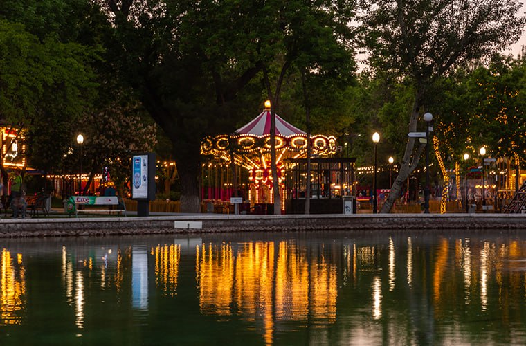 If you don't know how to spend your time on the weekend, we offer you a great destination.