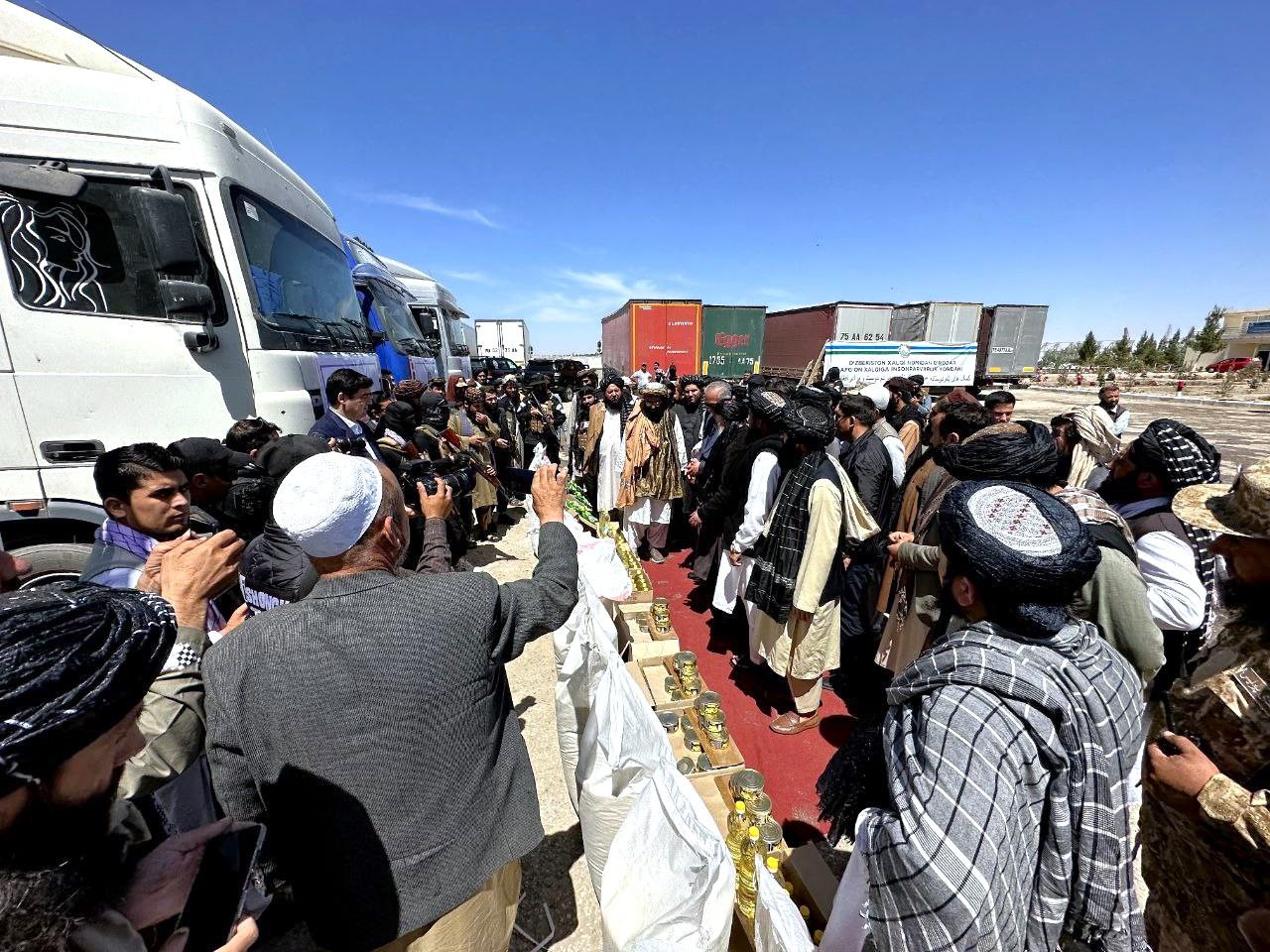 Next humanitarian aid was delivered from Uzbekistan to Afghanistan