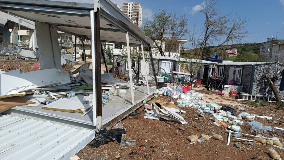 Tornado in Türkiye's quake-hit Kahramanmaraş kills 1, injures 40