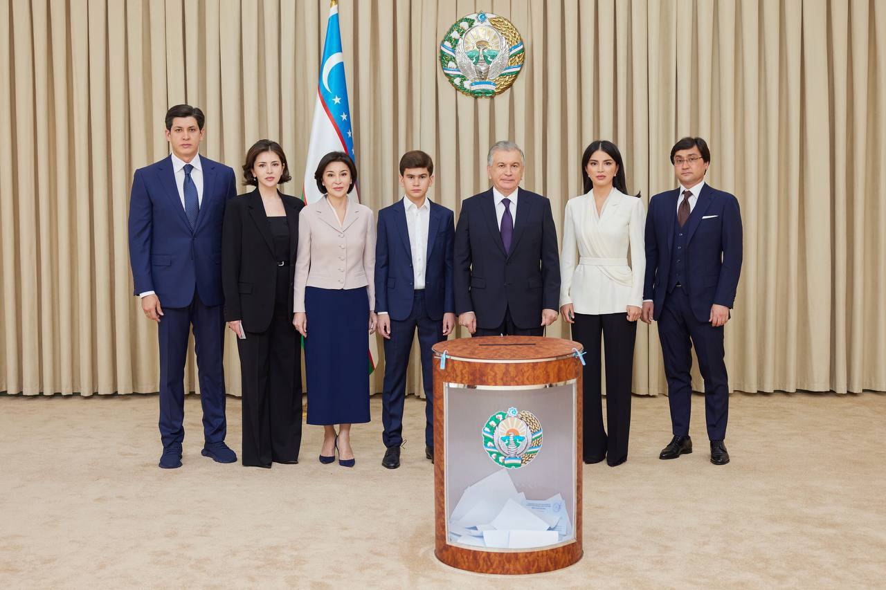President Shavkat Mirziyoyev casts vote in Constitutional Referendum of Uzbekistan