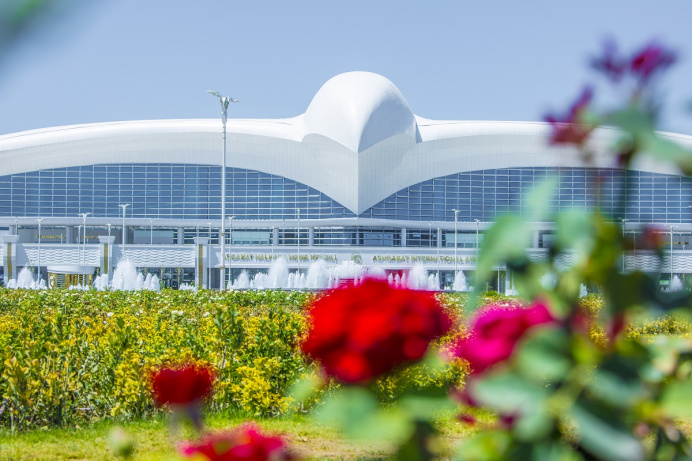 Ashgabat meets delegates of the International Forum on Transport and Transit Corridors