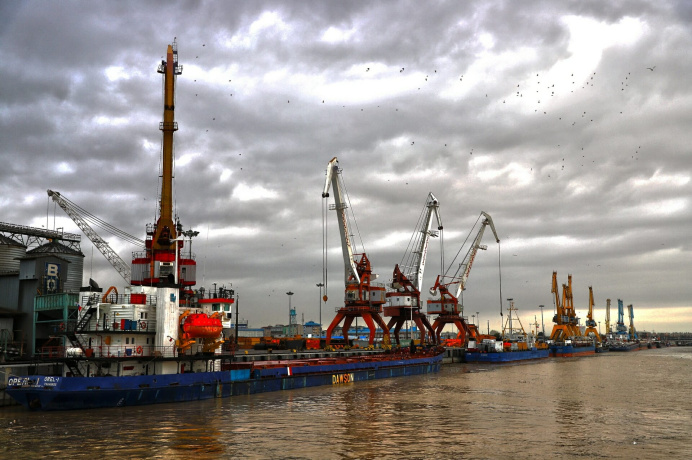 Turkmenistan is on the 3rd place in Iran's trade with the Caspian countries