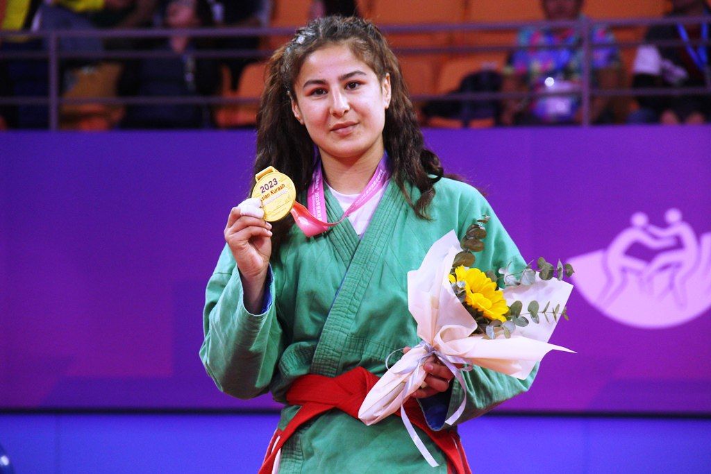  Hungry for wrestling: Uzbekistan leading!