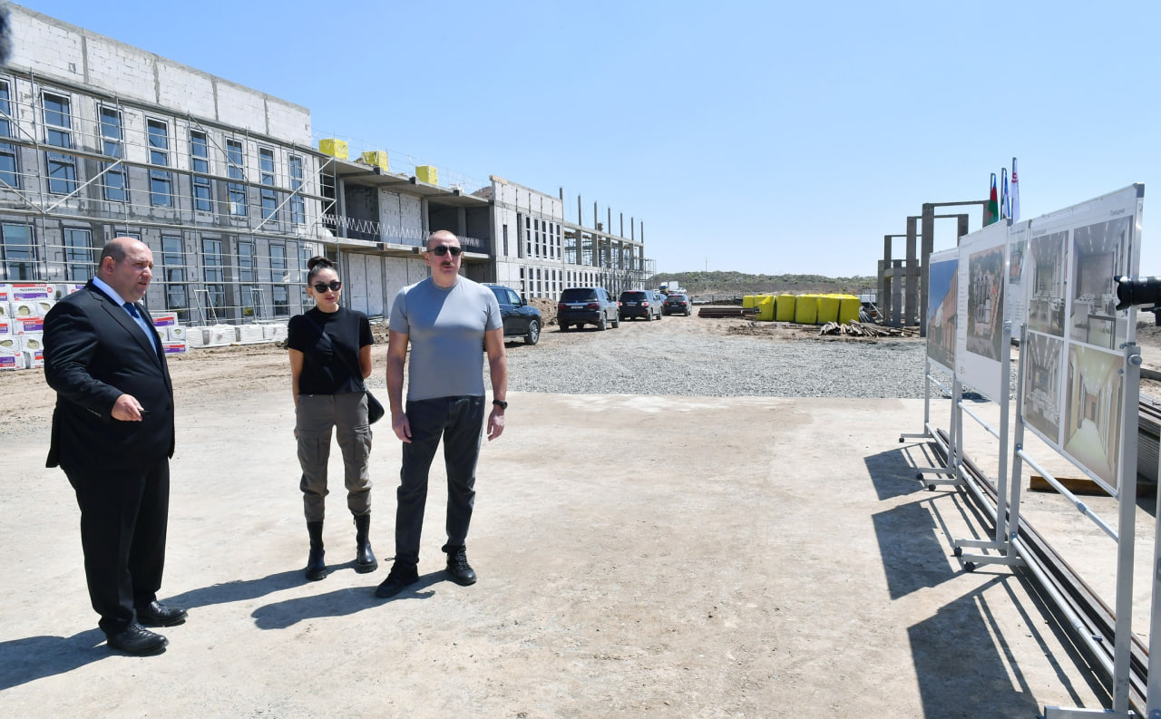 Ilham Aliyev and Mehriban Aliyeva got acquainted with the school built by Uzbekistan in Fuzuli