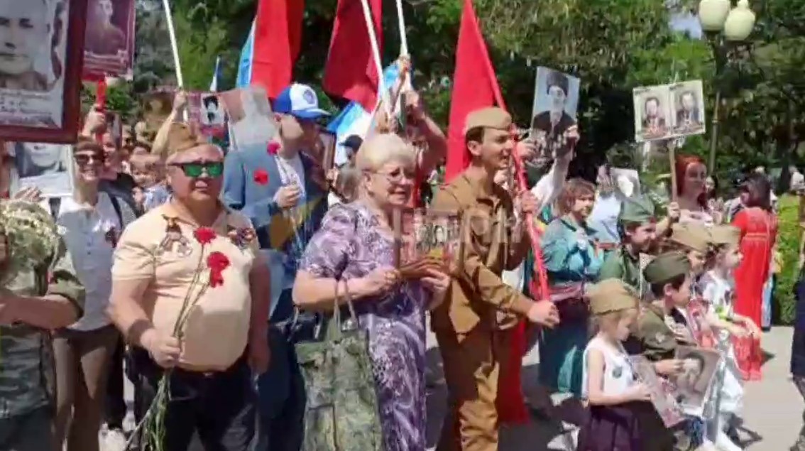 In Tashkent, a march was held under the flag of the USSR