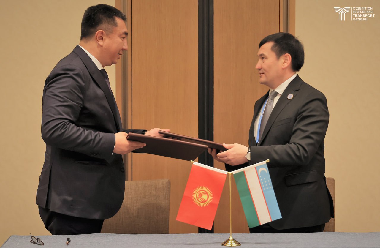 A tripartite document on the construction of the China-Kyrgyzstan-Uzbekistan railway was signed