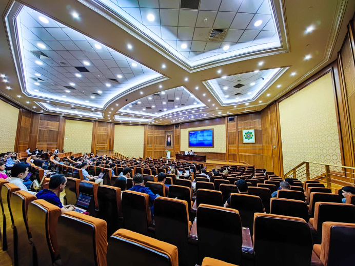 Trades at GTSBT: light industry products were in demand