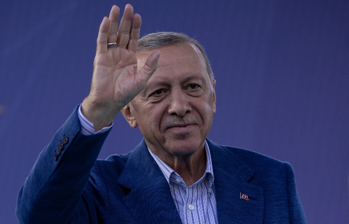 Erdogan declares victory