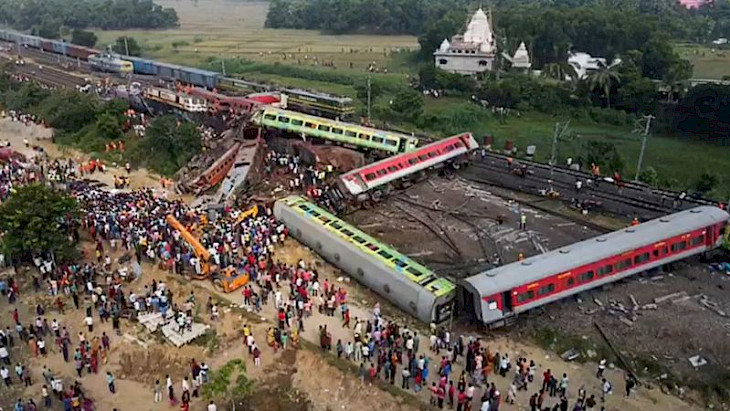 Sadr Japarov expressed his condolences in connection with the railway accident in India