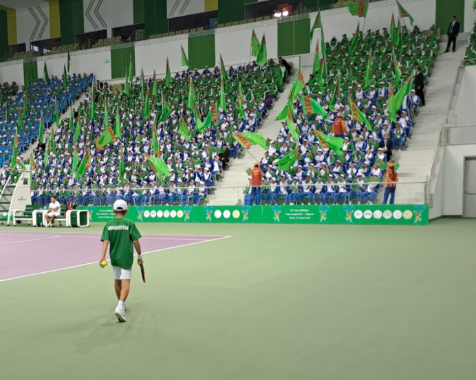 Turkmenistan beat Afghanistan at the Central Asian Tennis Championship (U-12)