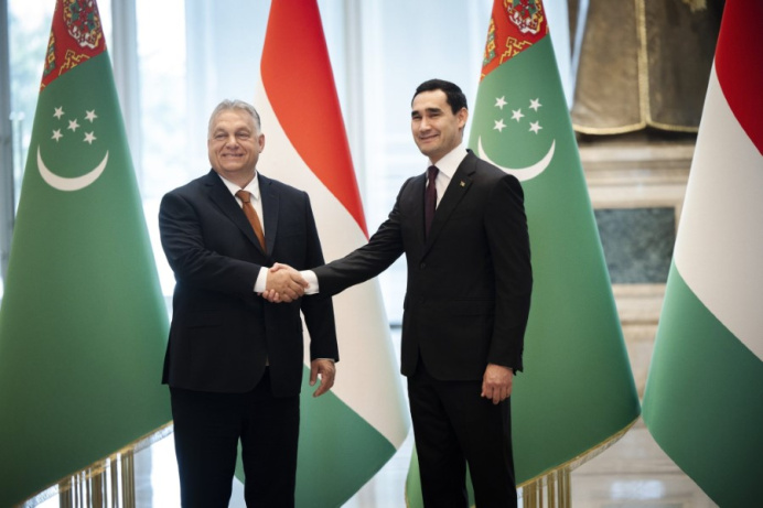 Following the results of the Turkmen-Hungarian talks at the top, joint documents were signed