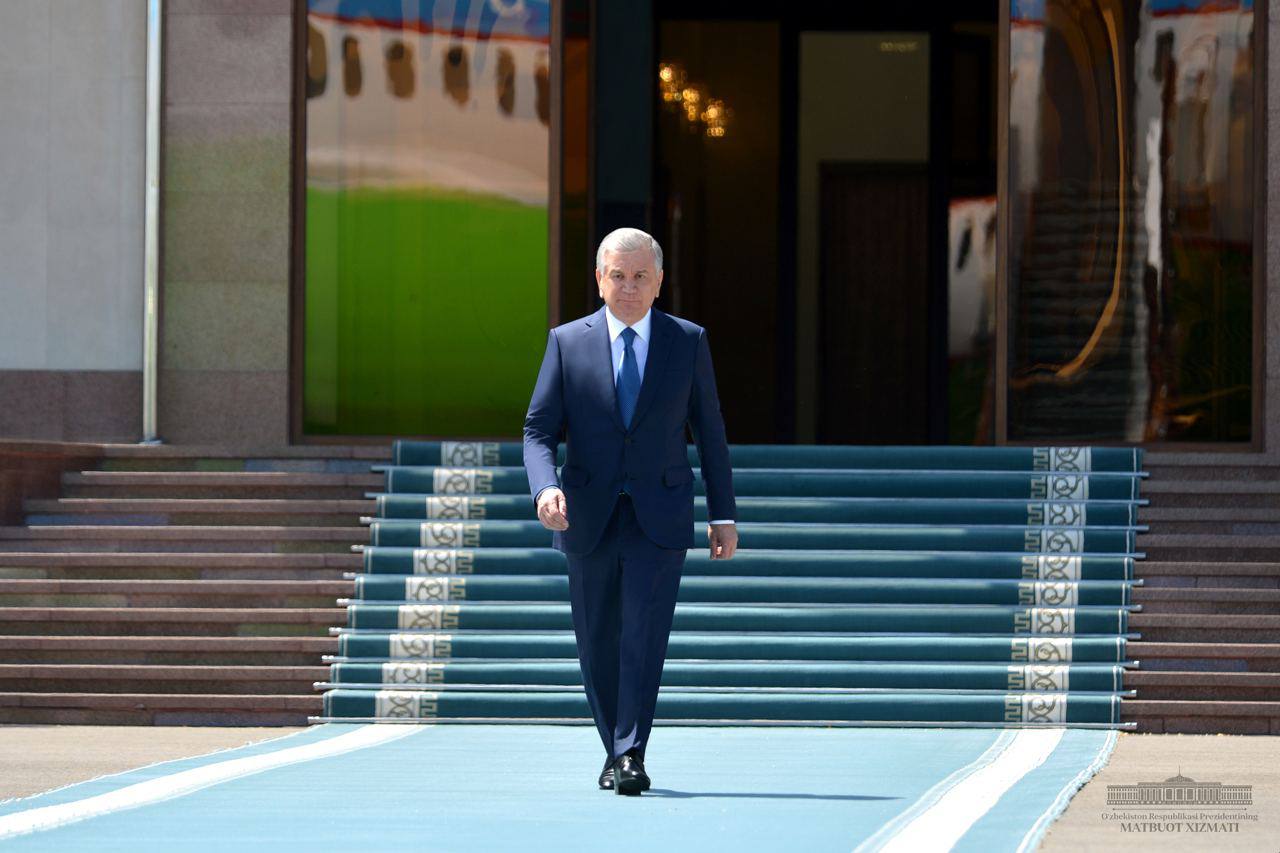 Shavkat Mirziyoyev Qoraqalpogʼistonga bordi