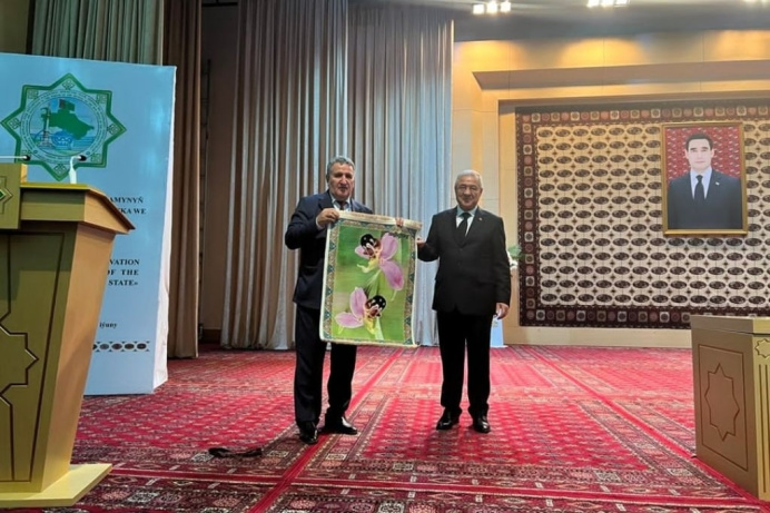 Heads of the Academy of Sciences of Turkmenistan and Azerbaijan discussed the study of rare manuscripts of Magtymguly