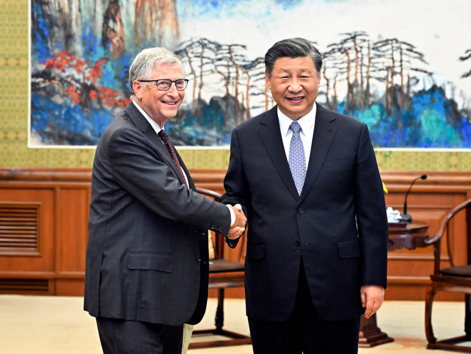 Xi Jinping met with Microsoft founder Bill Gates