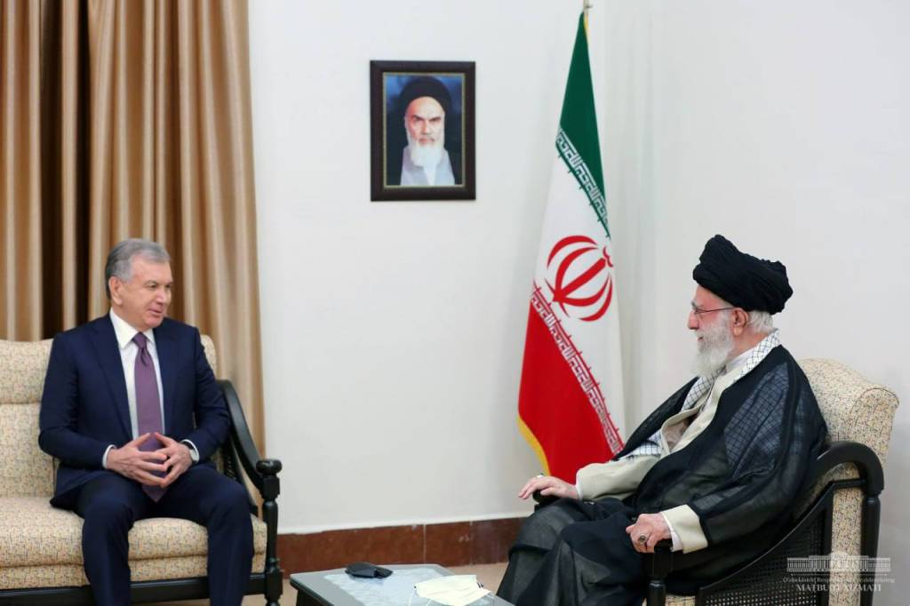 The President of Uzbekistan meets with the Supreme Spiritual Leader of Iran Ayatollah Sayyid Ali Khamenei
