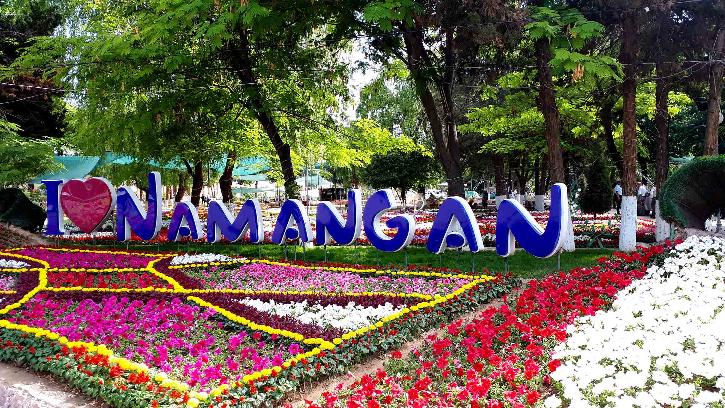 A month-long celebration, 6 million guests and cars for the prize: Namangan 62nd International Flower Festival is completed