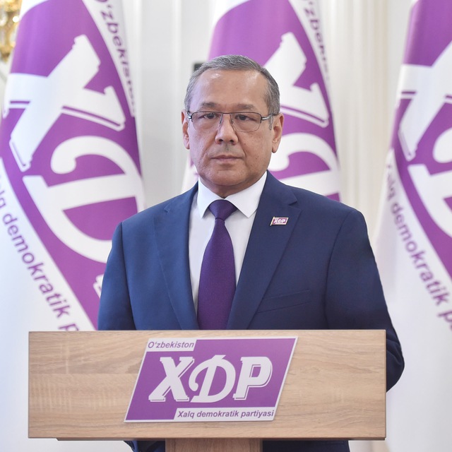 Prezidentlikka nomzod «boy»larga yangi soliq solishni taklif qildi