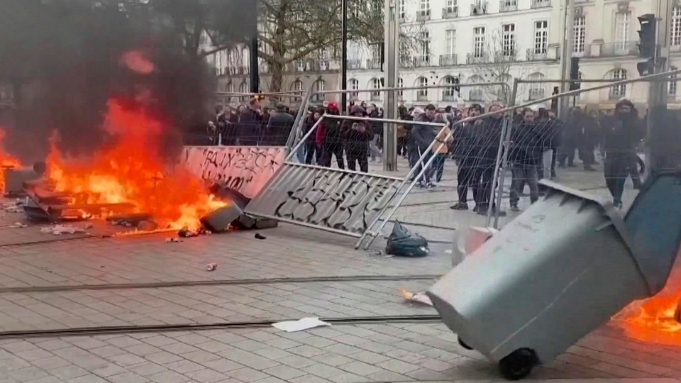 Fransiyada 17 yoshli o‘smirning otib o‘ldirilishi fonida boshlangan tartibsizliklar uch kundan beri davom etmoqda