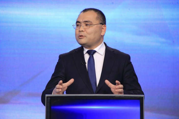 “Oliy taʼlimga qabul darajasi 2016-yilga nisbatan to‘rt barobar oshgan” — vazir Ibrohim Abdurahmonov