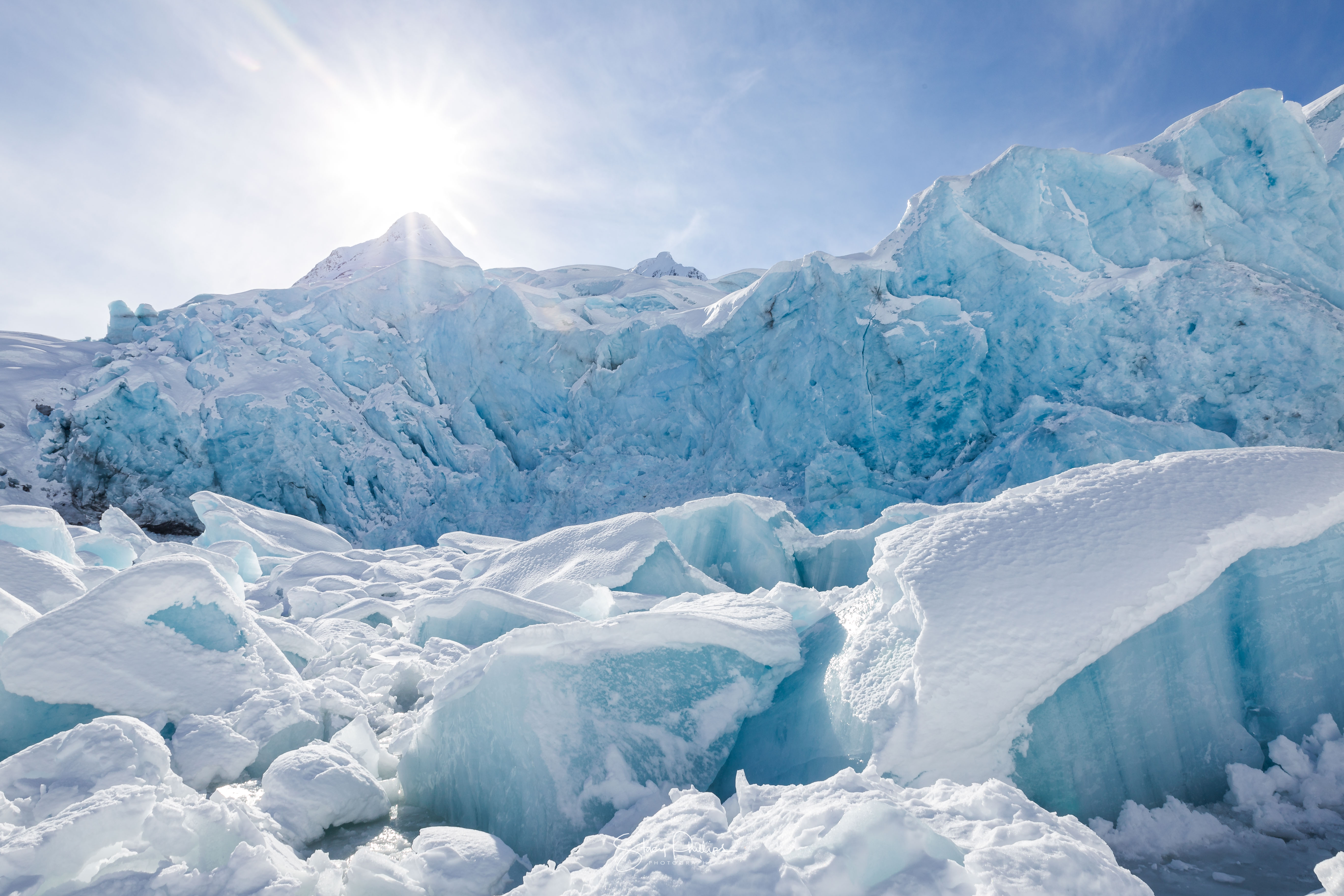 Chinese scientists will test a film that slows down the melting of glaciers
