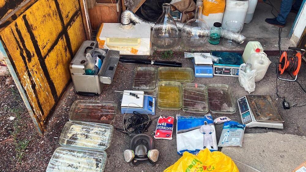 Two drug laboratories and a large warehouse with precursors were liquidated in Almaty