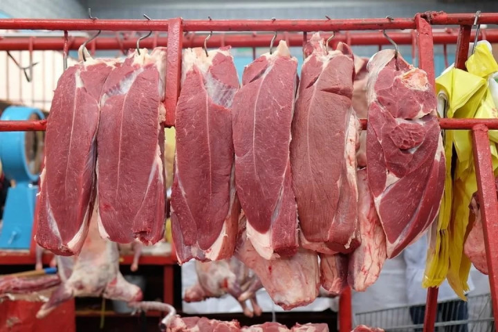 Azerbaijan increased meat import by 6%