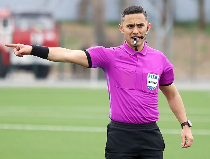 Azerbaijani referee officiated historic match of Turkish club in European Cup