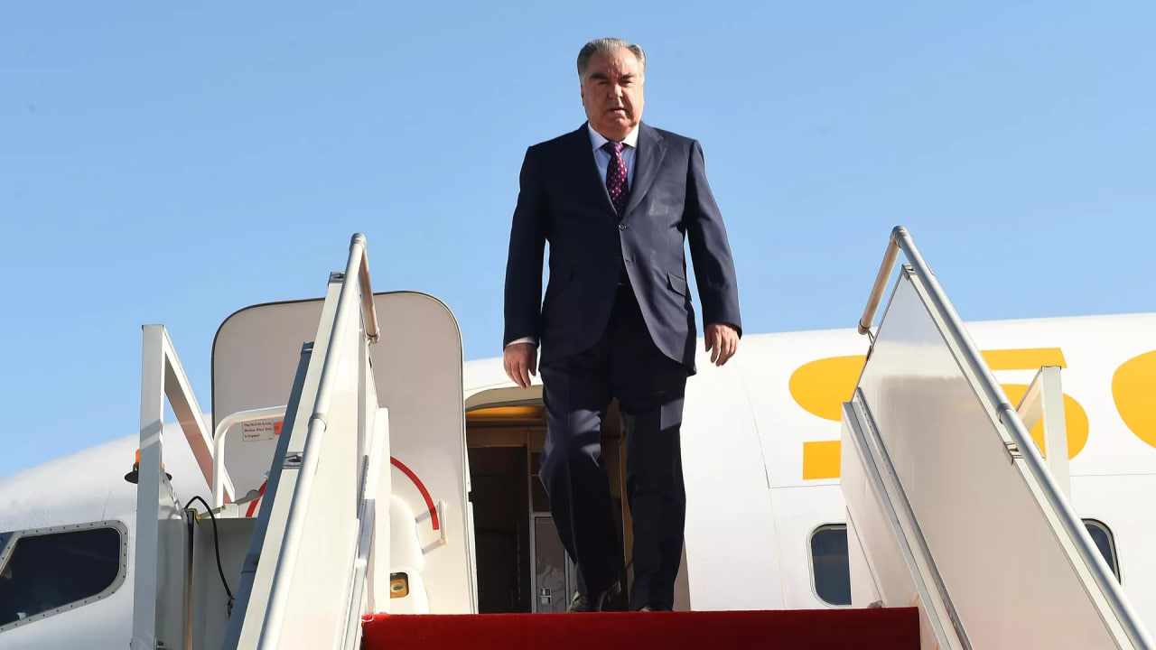 Emomali Rahmon flew to Ashgabat