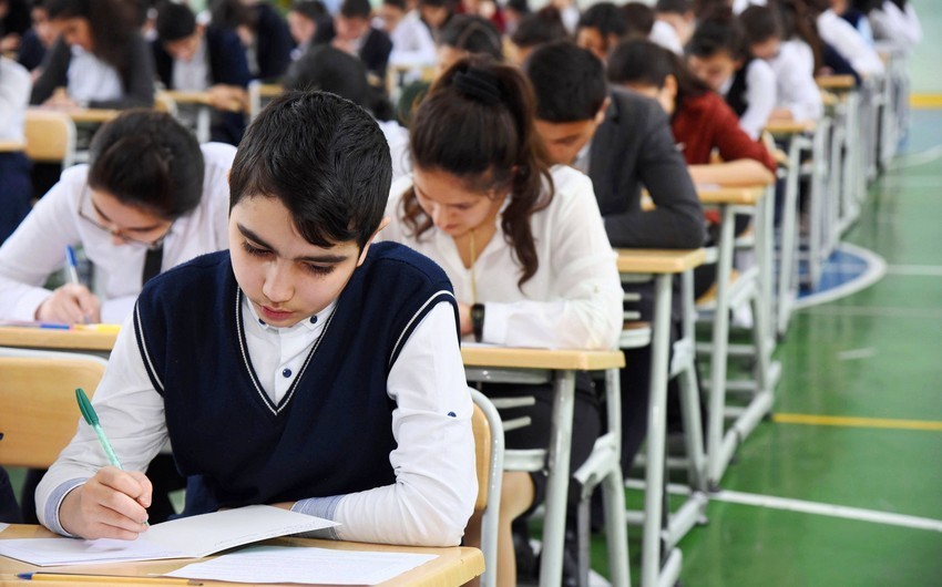 Azerbaijan starts accepting documents of students enrolled in lyceums and gymnasiums