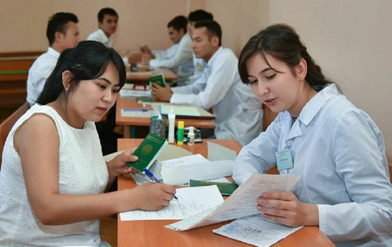 Applicants for the master's program were given two days to edit their applications