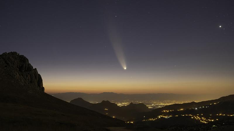 The most impressive meteor shower of the year: when can the Perseids be observed?