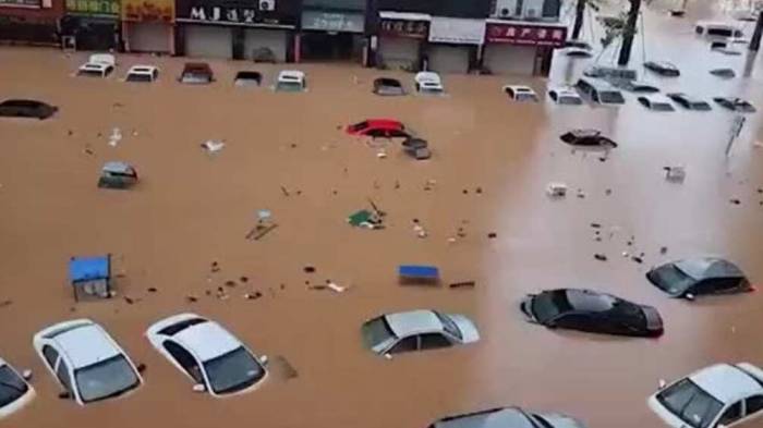 Typhoon "Doksuri" hit China, killing 1.4 million people
