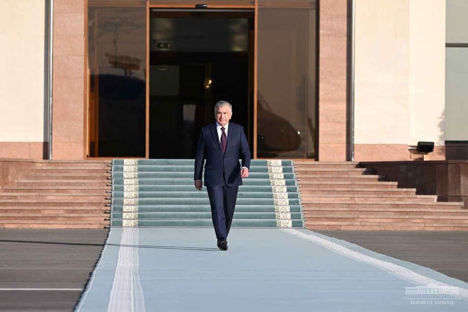 Prezident Buxoroga boradi