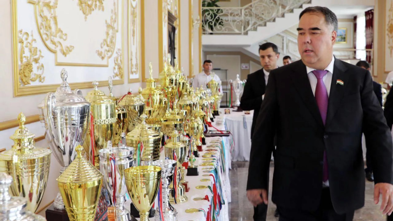 Rajabboy Ahmadzoda awarded sports youth of Sogd