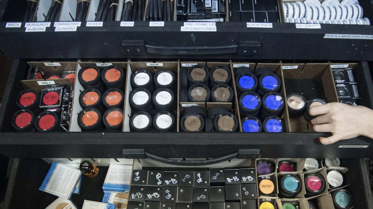 Dangerous beauty: multi-ton recycling of cosmetics takes place in Sughd