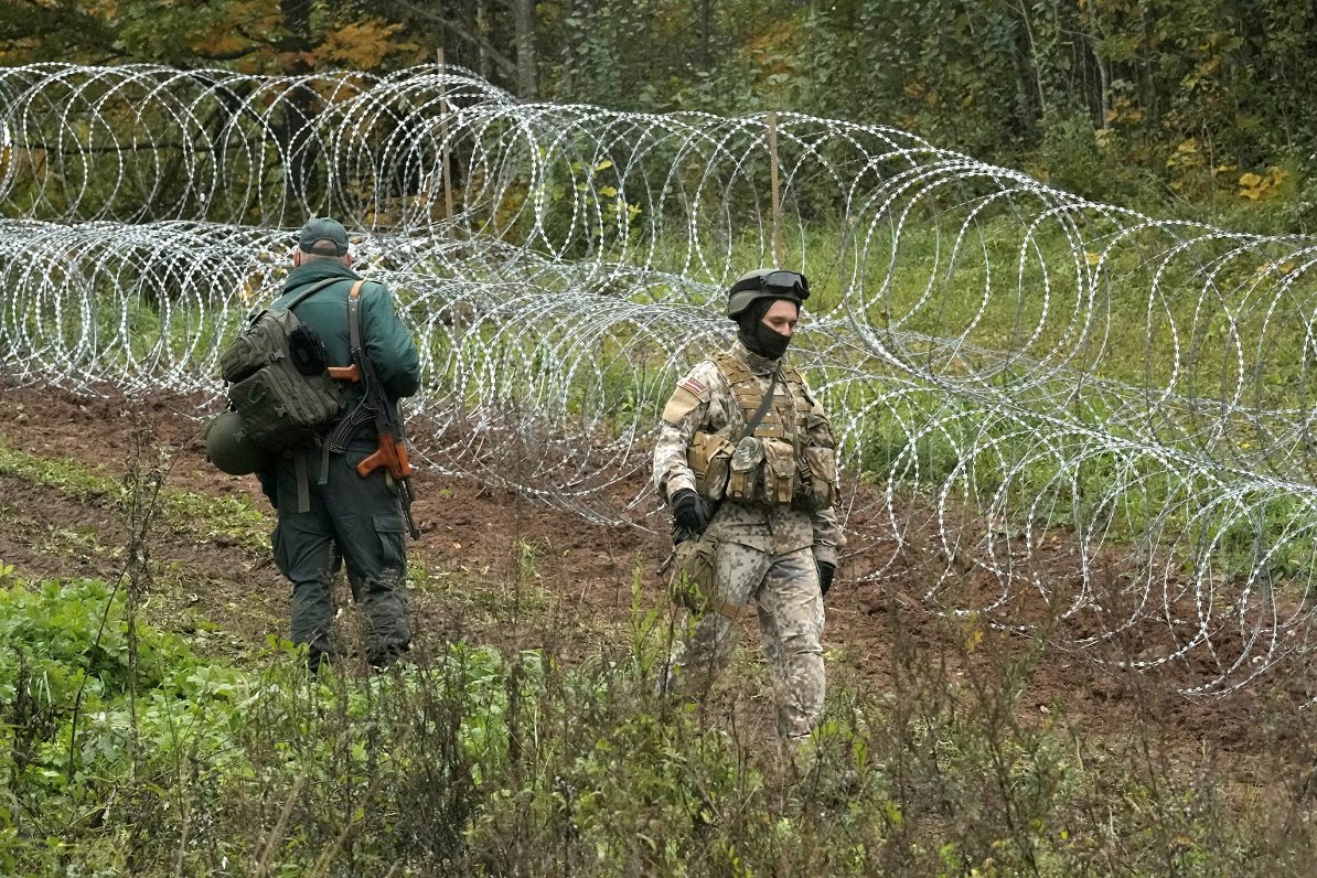 Latvia hastily strengthened the border with Belarus due to the “increased hybrid threat