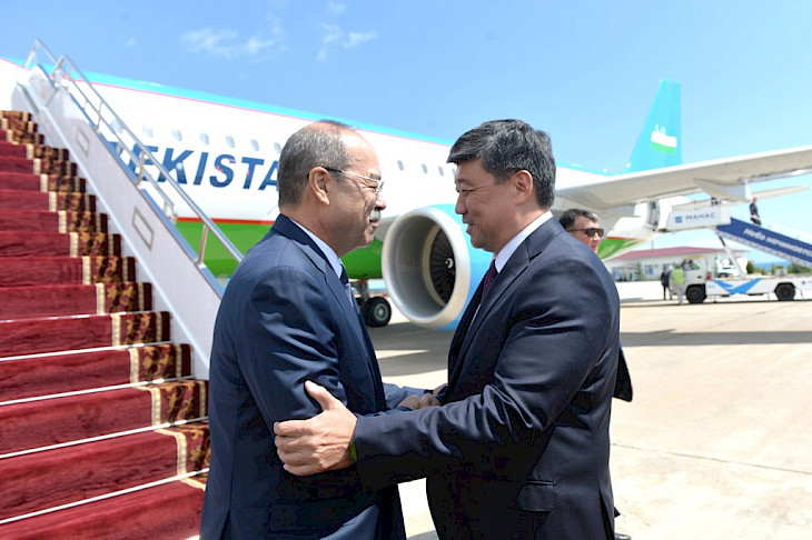 Prime Minister of Uzbekistan Abdulla Aripov arrives in Kyrgyzstan on a working visit