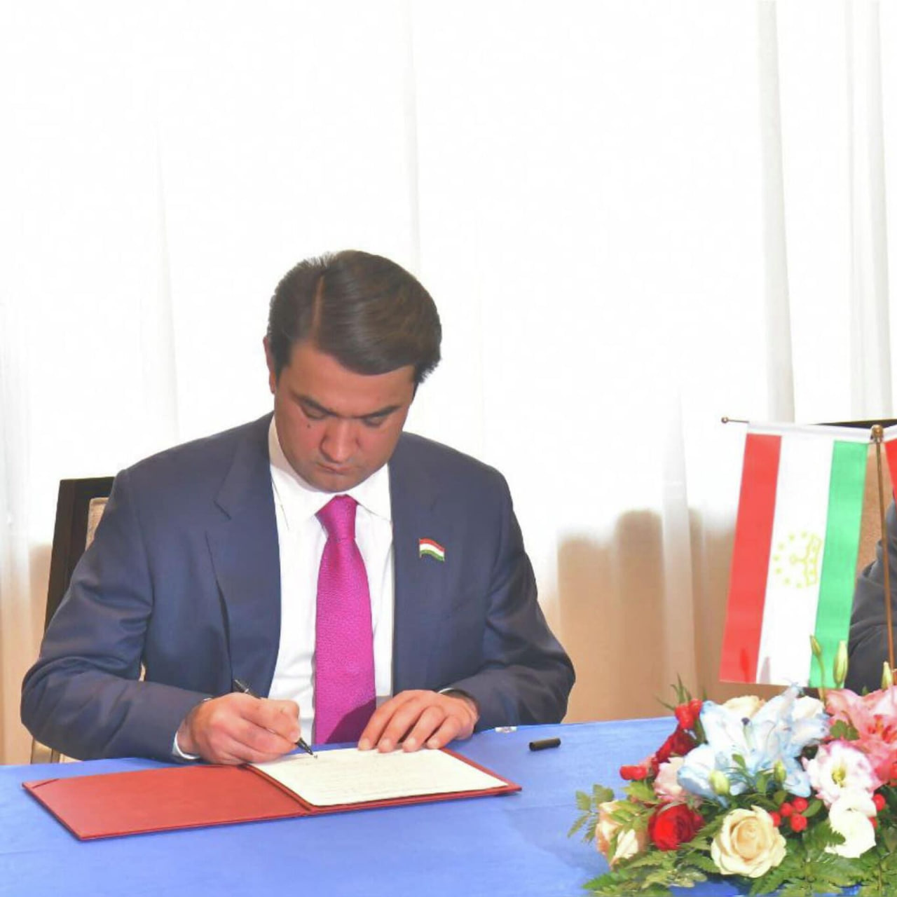 Rustam Emomali met with the Mayor of Beijing